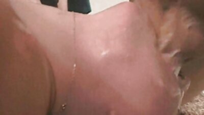 מותק בלונדינית סקסית לוקחת בשקיקה זין ארוך בפה מצלמות סקס חינם