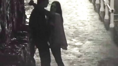 זוג נוער בן סקס חינם מלאות 18 לזיין במצלמה בפעם הראשונה